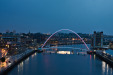 img_9849_newcastle_the_millenium_bridge_at_night.jpg