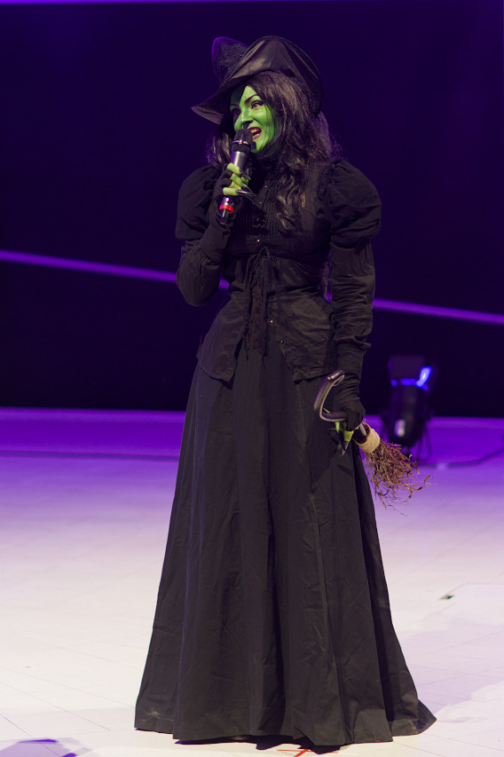 img_3725_finncon_2023_naamiaiset_elphaba.jpg 