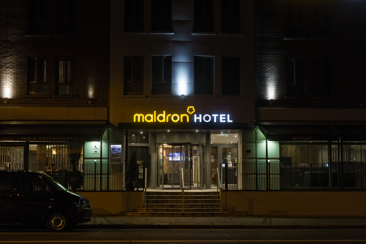 img_1165_dublin_maldron_hotel_pearse_street_outside_view.jpg 