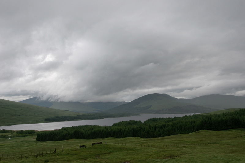 img_8558_clouds_over_loch_tulla_and_mountains