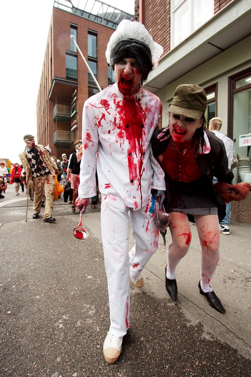 img_1367_helsinki_fredrikinkatu_zombiewalk_v.jpg 